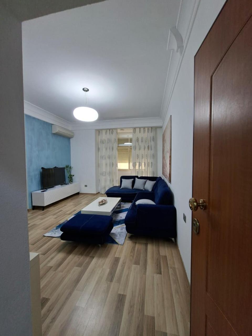 Peaky Hotel Durrës Exterior foto